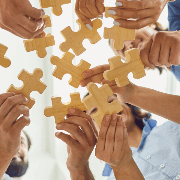 Sol·licita informació dels cursos de tardor per a professionals del sector social